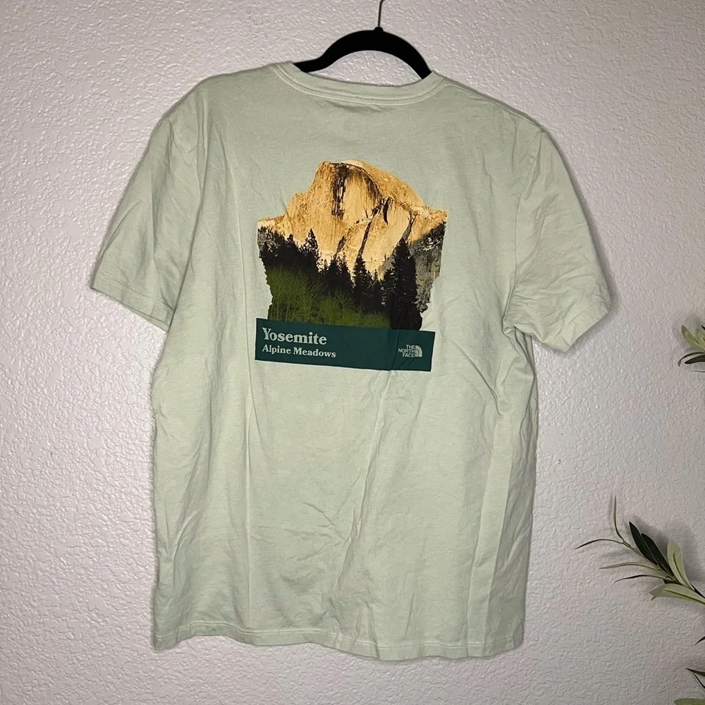The North Face Places We Love Yosemite National Park Tee Shirt Large